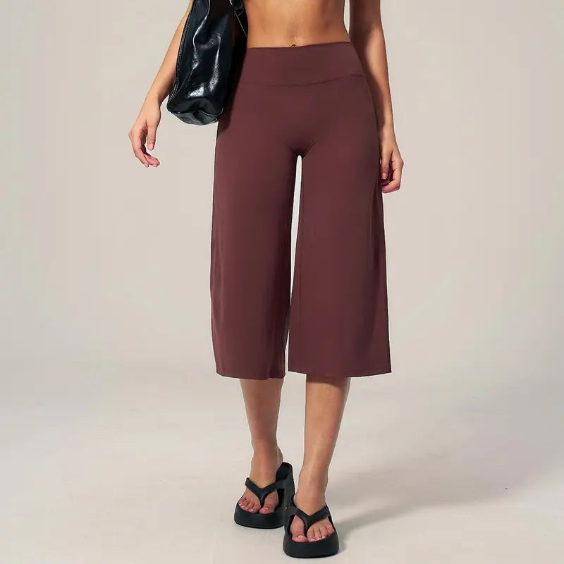 TIMEOFF Women's High Waist V‑Shaped Back Cropped Wide Leg Capris - Butt‑Lifting Sculpt Design, 4‑Way Stretchy Breathable Fabric, 5 Colors Available | Tummy Control, Non‑Restrictive Fit, Wrinkle‑Resistant | Ideal for Yoga, Casual Wear & Daily Loungewear